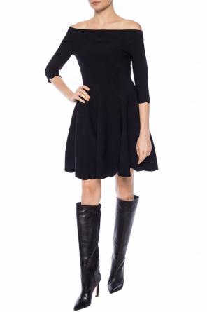 Dress with denuded shoulders, zdjęcie 2 Dress with denuded shoulders od Alexander McQueen